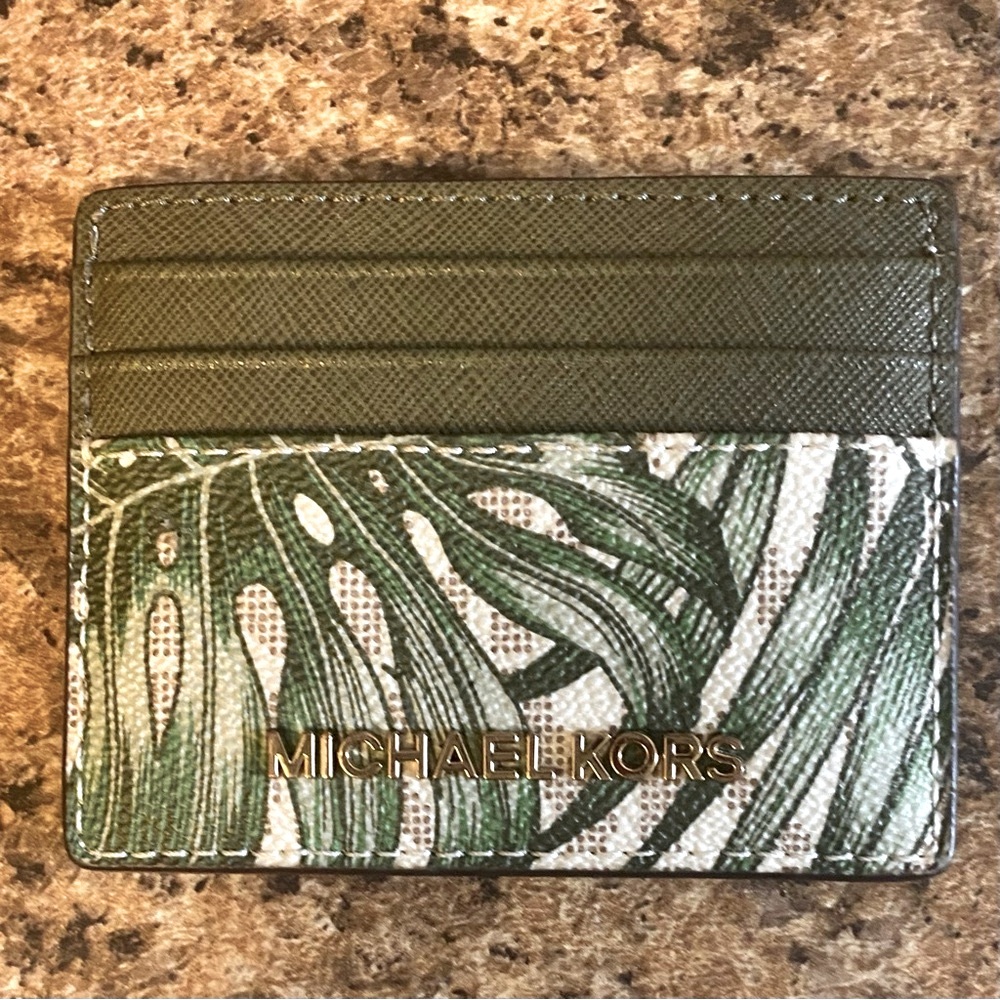 MICHAEL KORS CARD CASE IN VANILLA PALMS - Picture 7 of 7